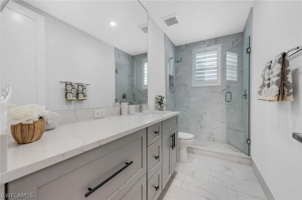 2830 Tiburon Boulevard E Naples FL 34109