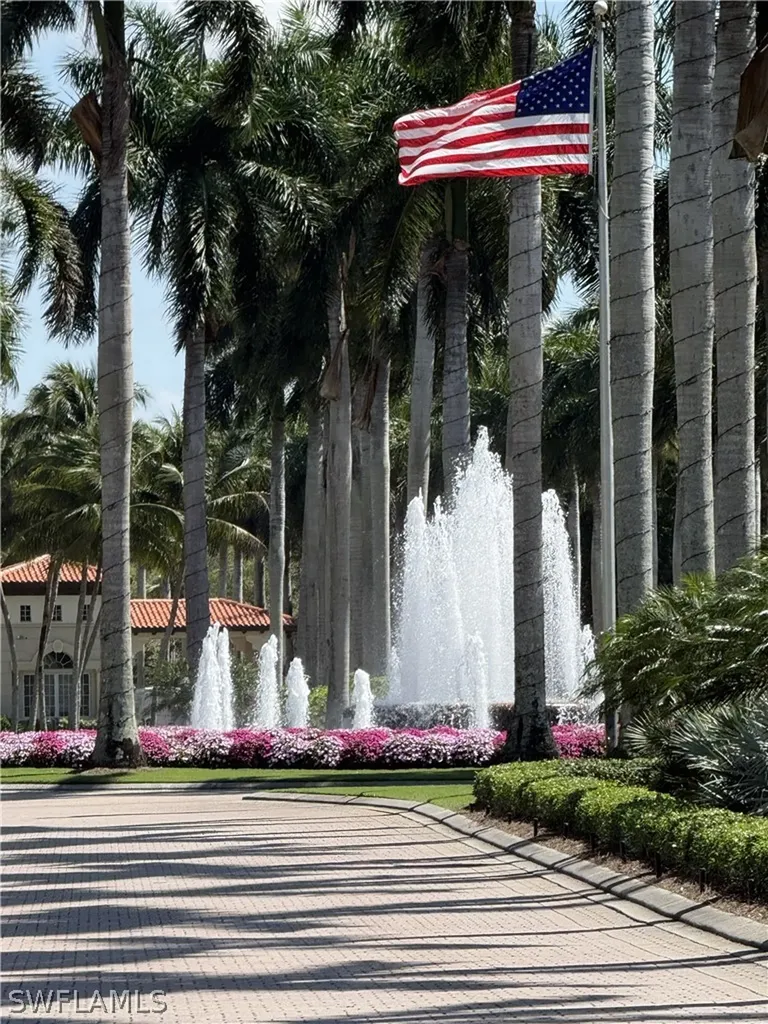 2830 Tiburon Boulevard E Naples FL 34109