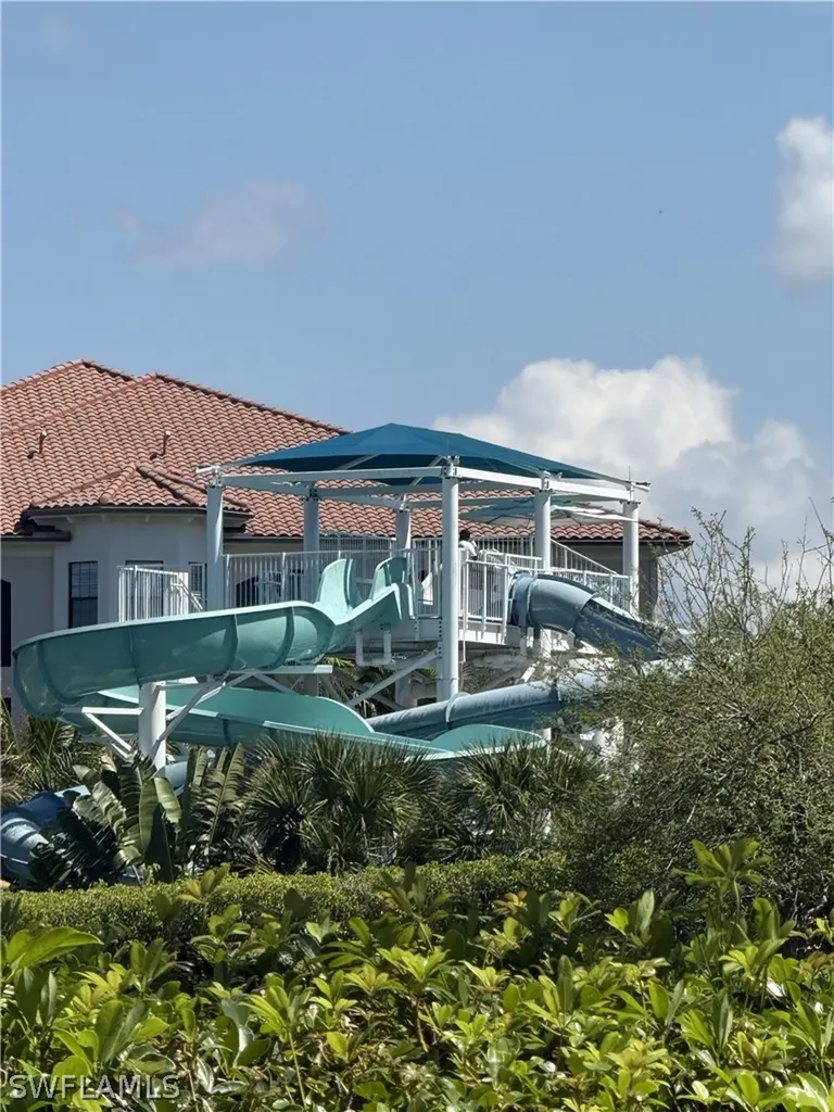 2830 Tiburon Boulevard E Naples FL 34109