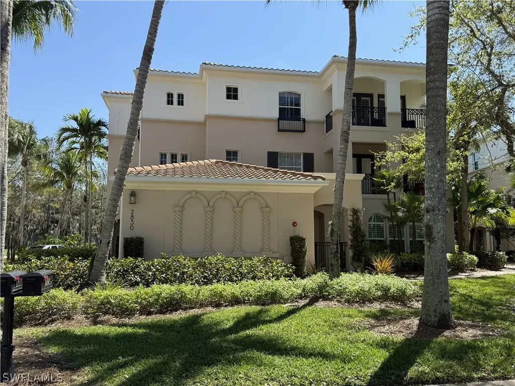 2830 Tiburon Boulevard E Naples FL 34109