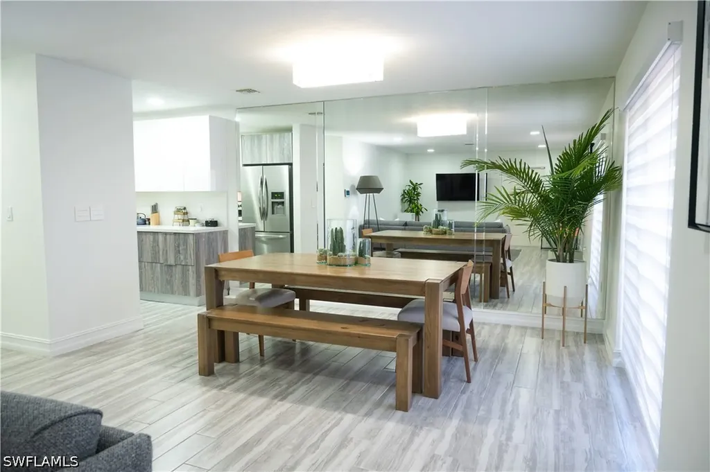 136 Harrison Road Naples FL 34112
