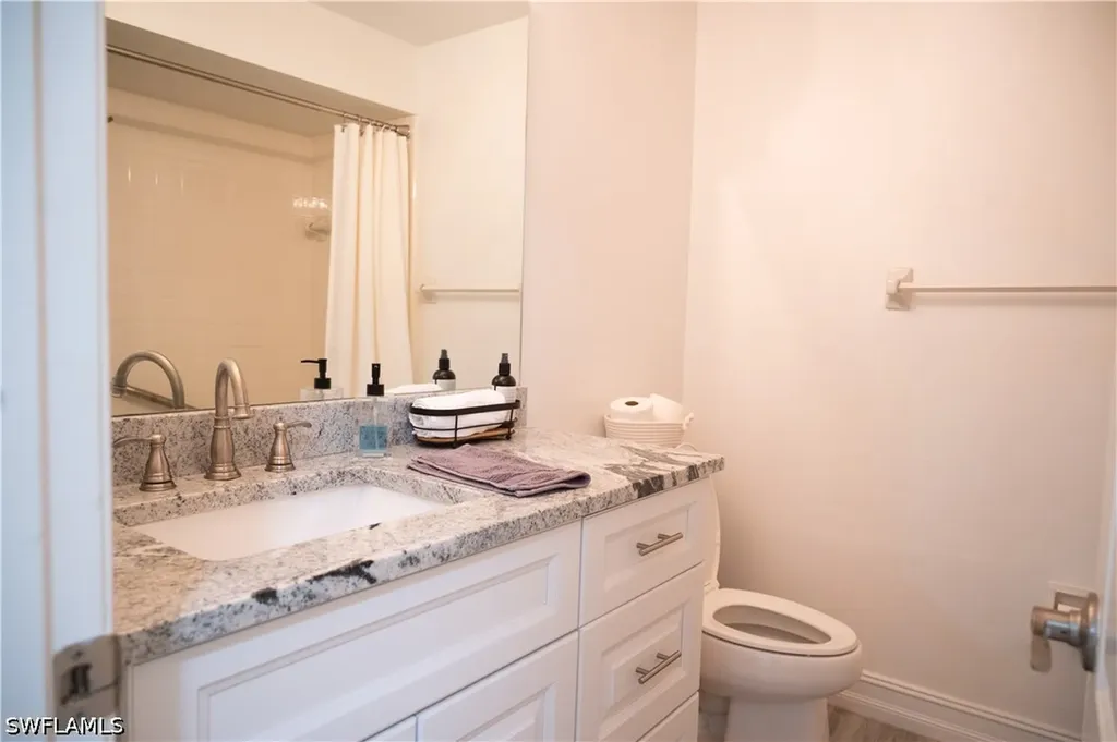 136 Harrison Road Naples FL 34112