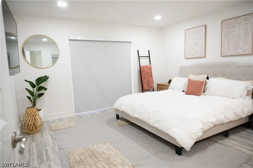 136 Harrison Road Naples FL 34112