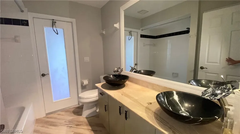 71 Heritage Way Naples FL 34110