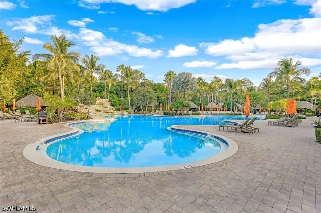 9115 Capistrano Street S Naples FL 34113