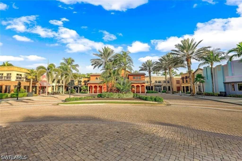 9115 Capistrano Street S Naples FL 34113