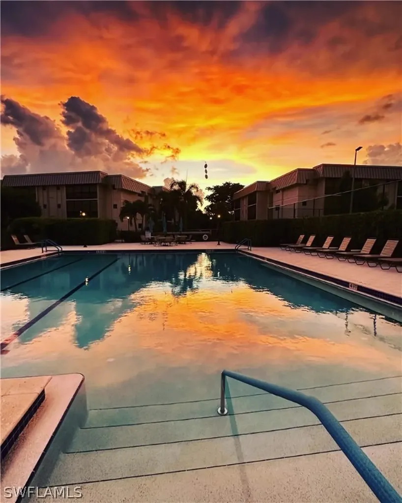 788 Park Shore Drive Naples FL 34103