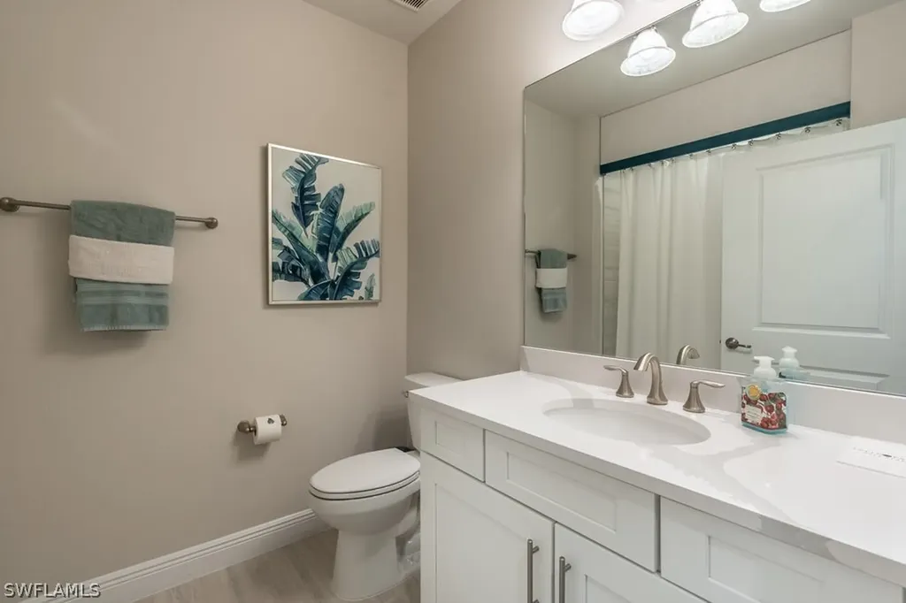 16352 Viansa Way Naples FL 34110