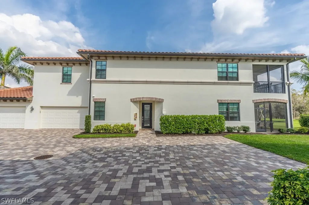 16352 Viansa Way Naples FL 34110