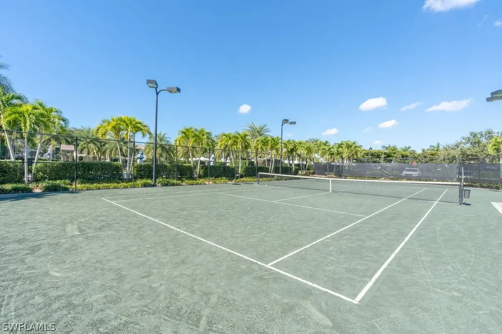 16352 Viansa Way Naples FL 34110