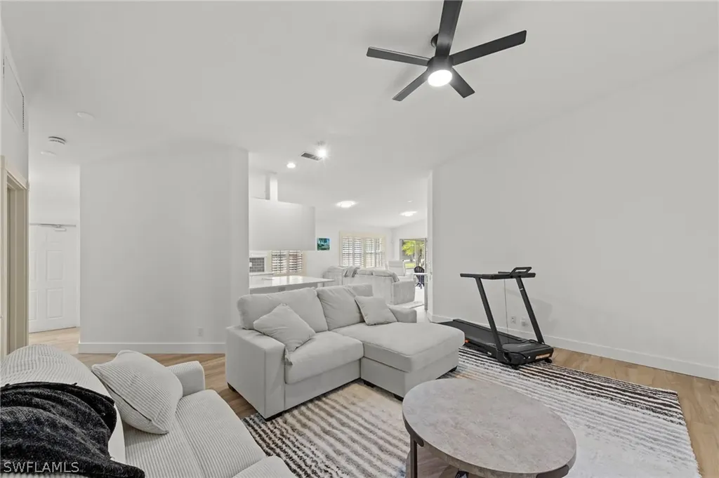 4748 San Carlo Court Naples FL 34109