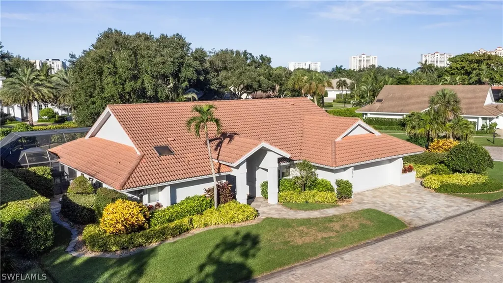 6605 Southfork Naples FL 34108