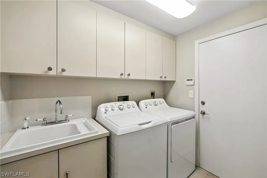 6605 Southfork Naples FL 34108