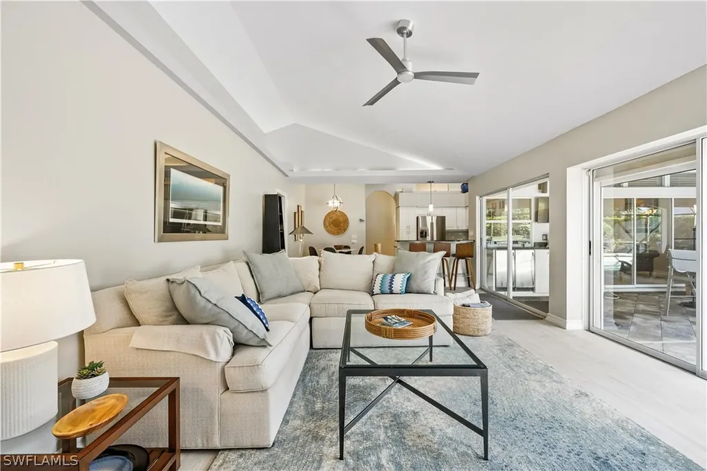 6605 Southfork Naples FL 34108