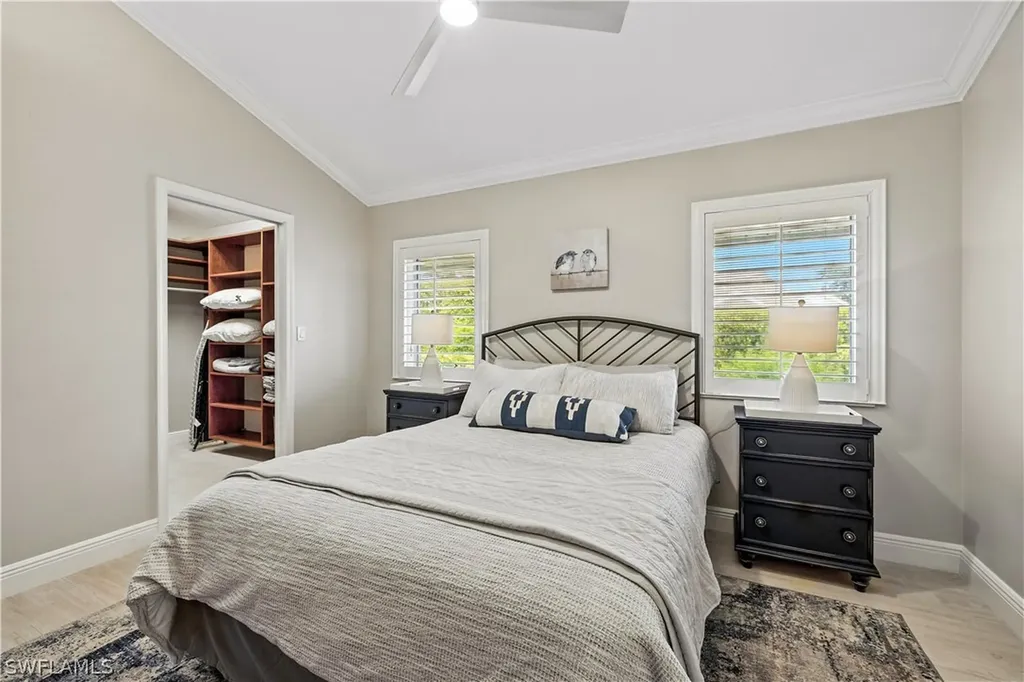 6605 Southfork Naples FL 34108