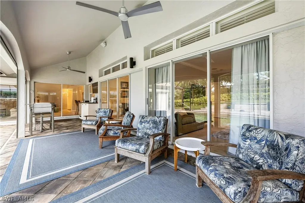 6605 Southfork Naples FL 34108