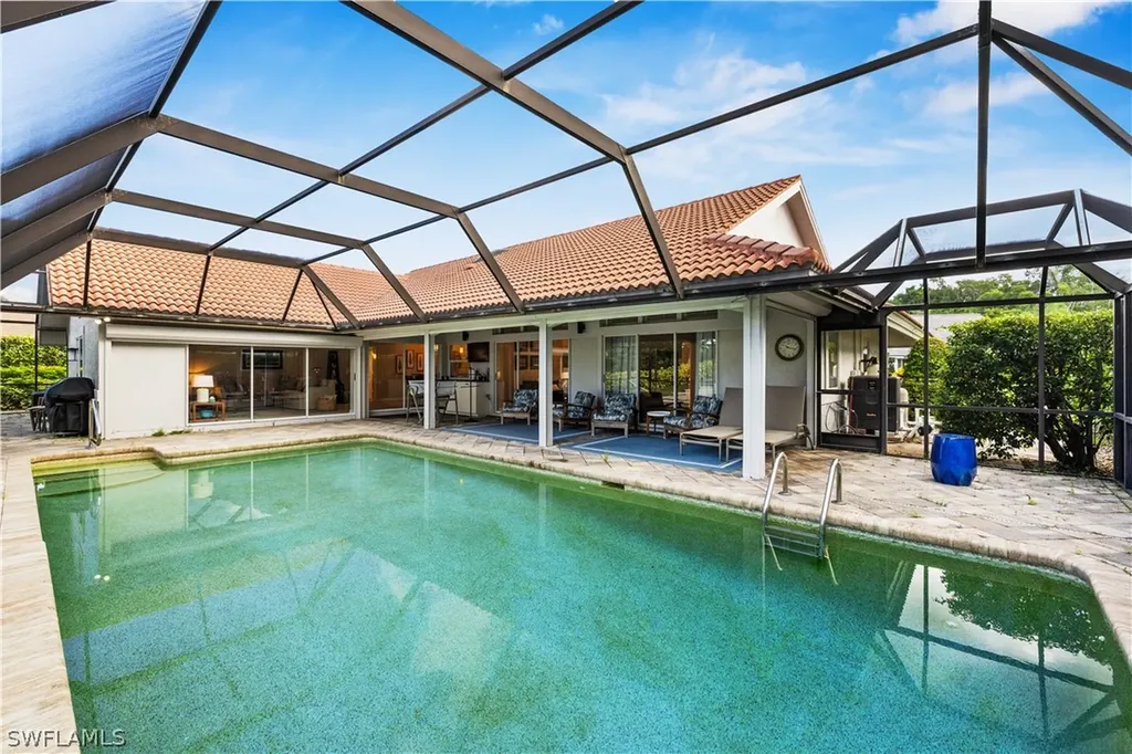 6605 Southfork Naples FL 34108