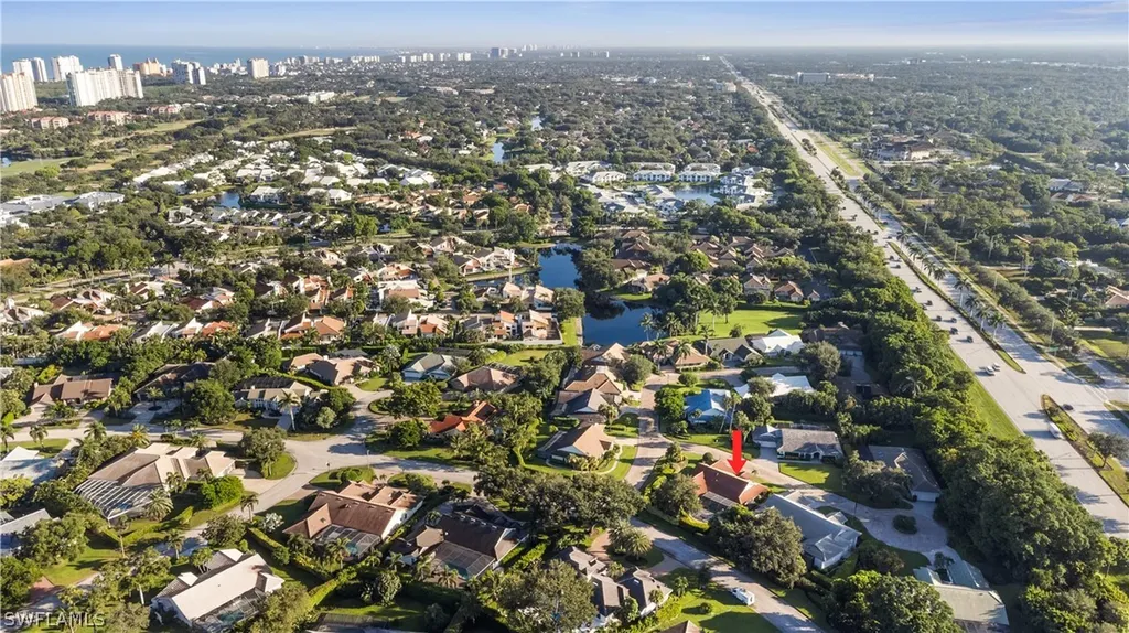 6605 Southfork Naples FL 34108