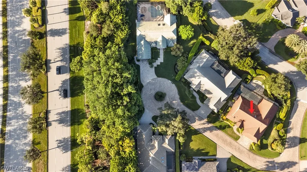 6605 Southfork Naples FL 34108
