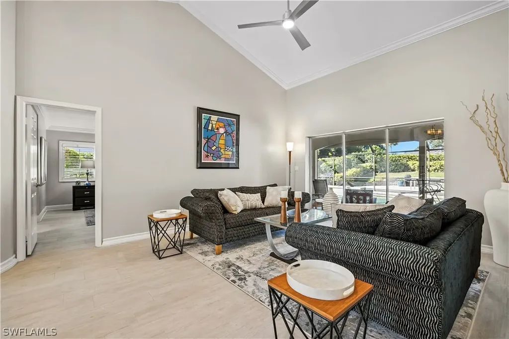 6605 Southfork Naples FL 34108