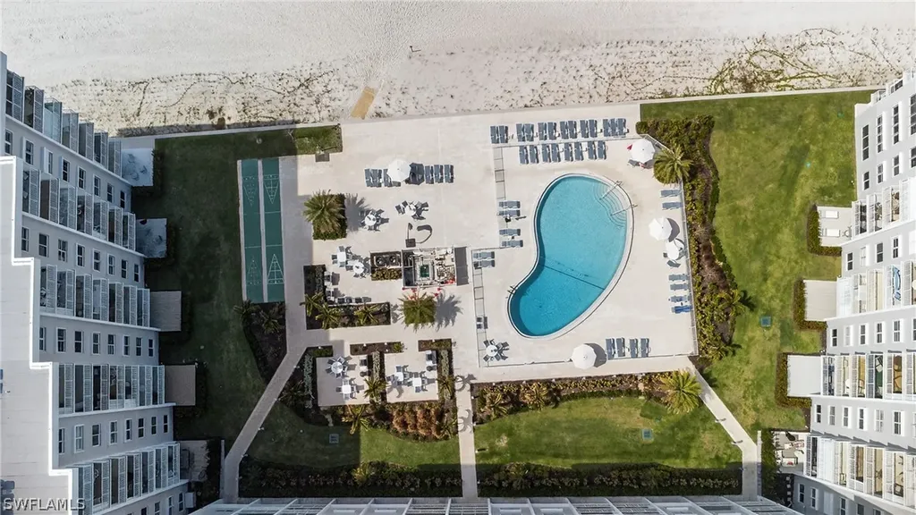 3443 Gulf Shore Boulevard N Naples FL 34103