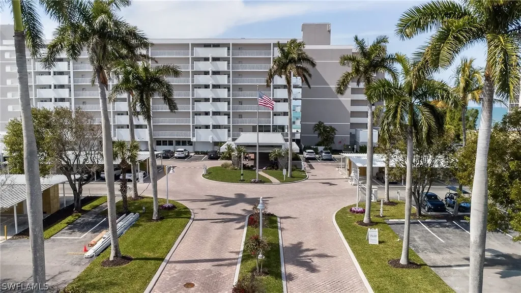 3443 Gulf Shore Boulevard N Naples FL 34103