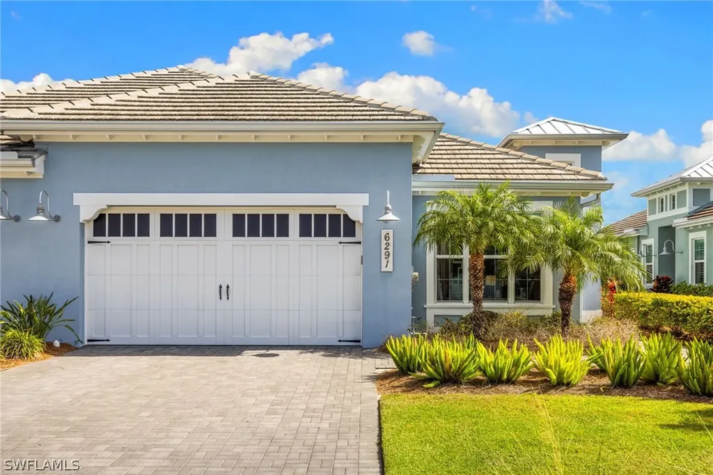 6291 Arriba Avenue Naples FL 34113