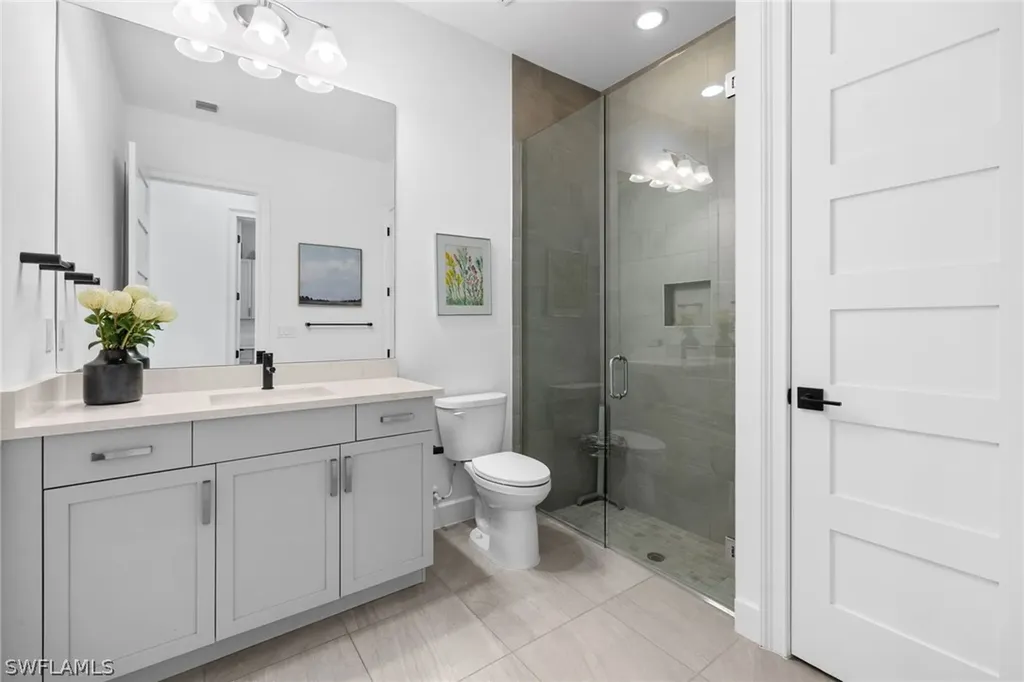 6291 Arriba Avenue Naples FL 34113