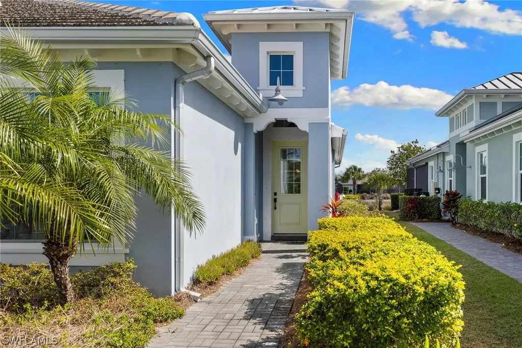 6291 Arriba Avenue Naples FL 34113