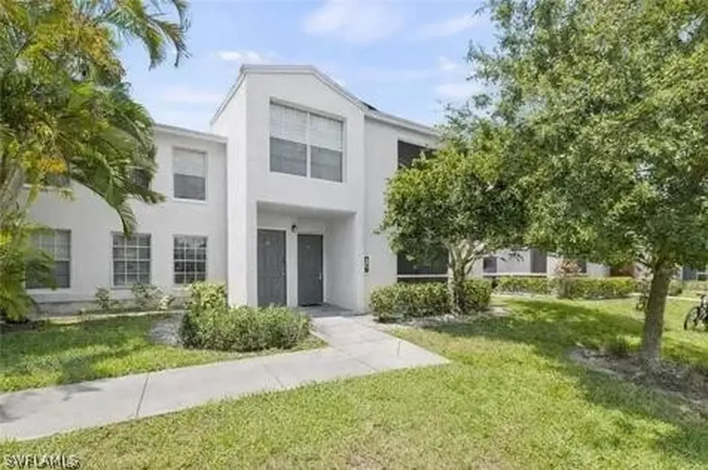 150 Santa Clara Drive Naples FL 34104