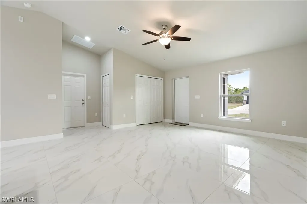 1076 Gunby Avenue S Lehigh Acres FL 33974