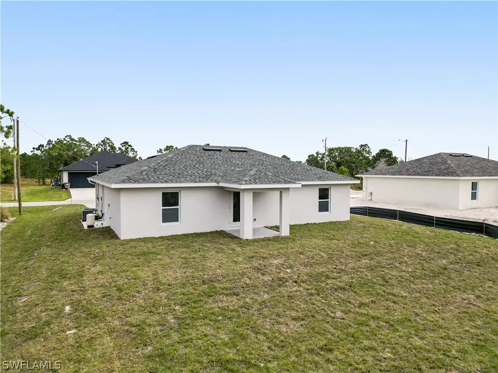 1076 Gunby Avenue S Lehigh Acres FL 33974