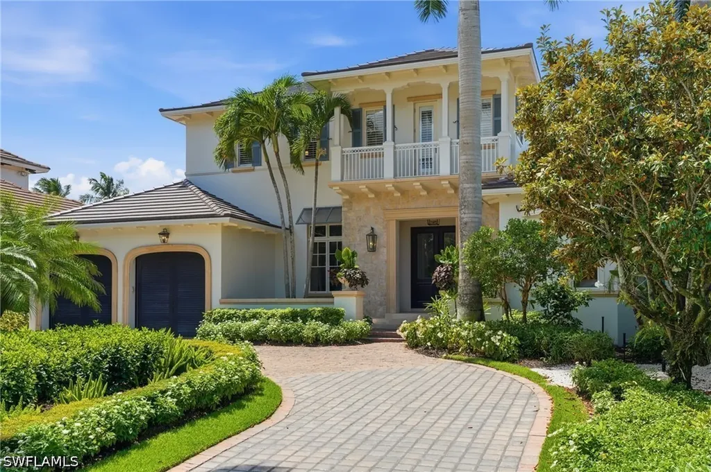 160 16th Avenue S Naples FL 34102