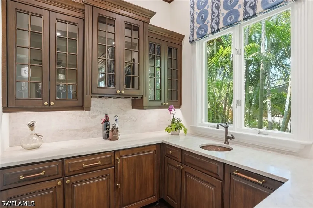 160 16th Avenue S Naples FL 34102