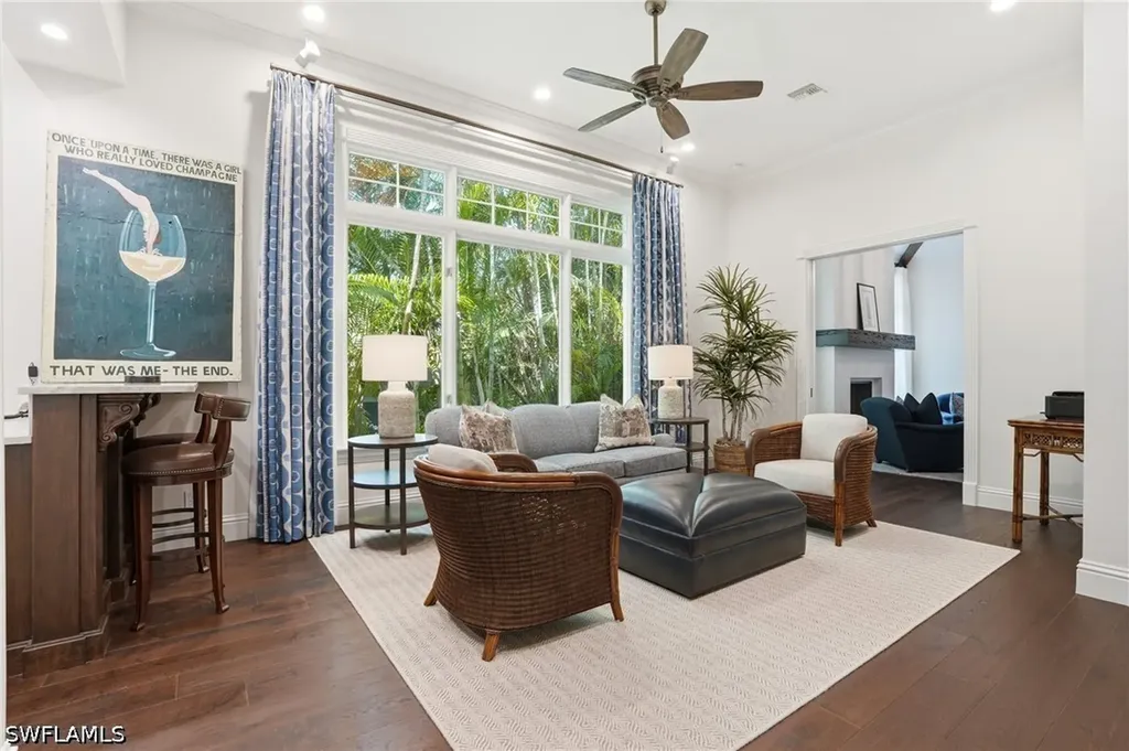 160 16th Avenue S Naples FL 34102