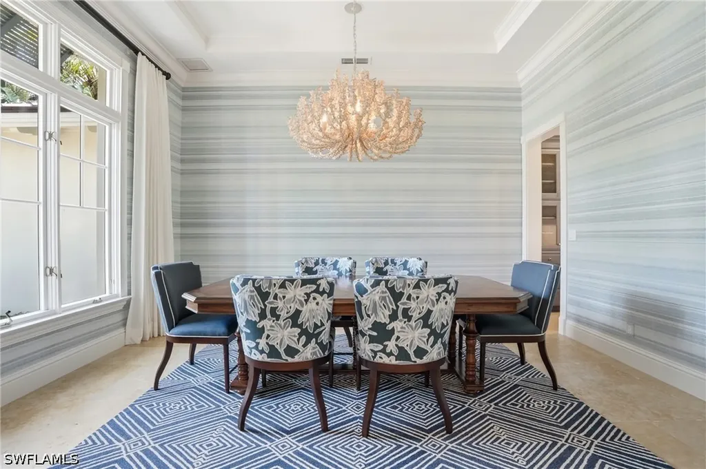 160 16th Avenue S Naples FL 34102