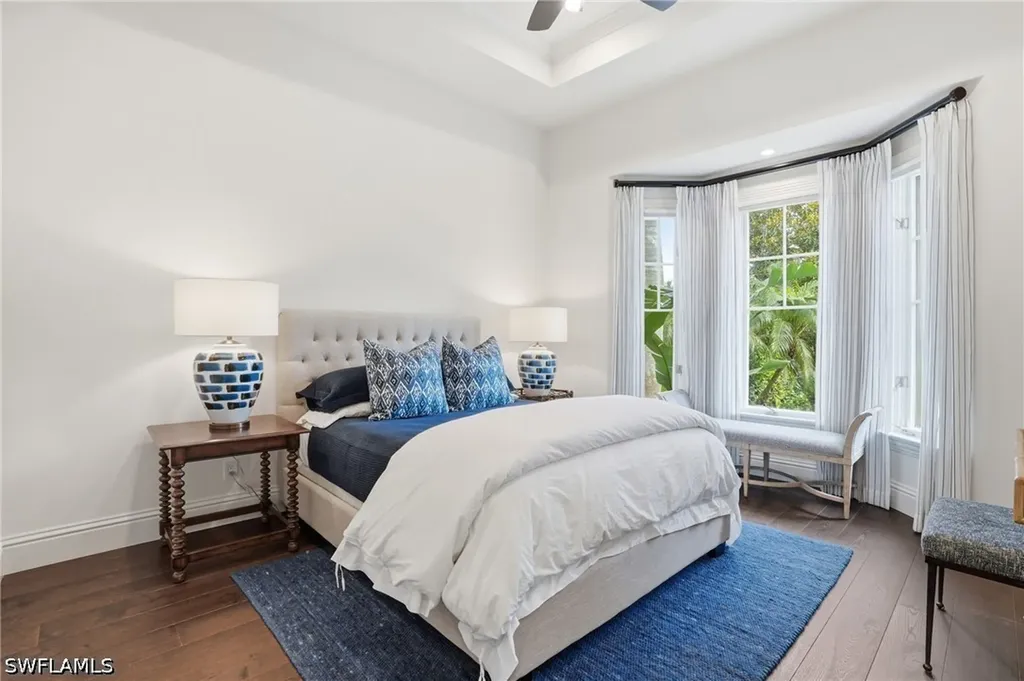 160 16th Avenue S Naples FL 34102