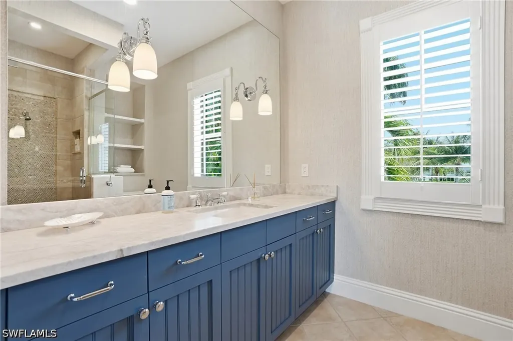 160 16th Avenue S Naples FL 34102