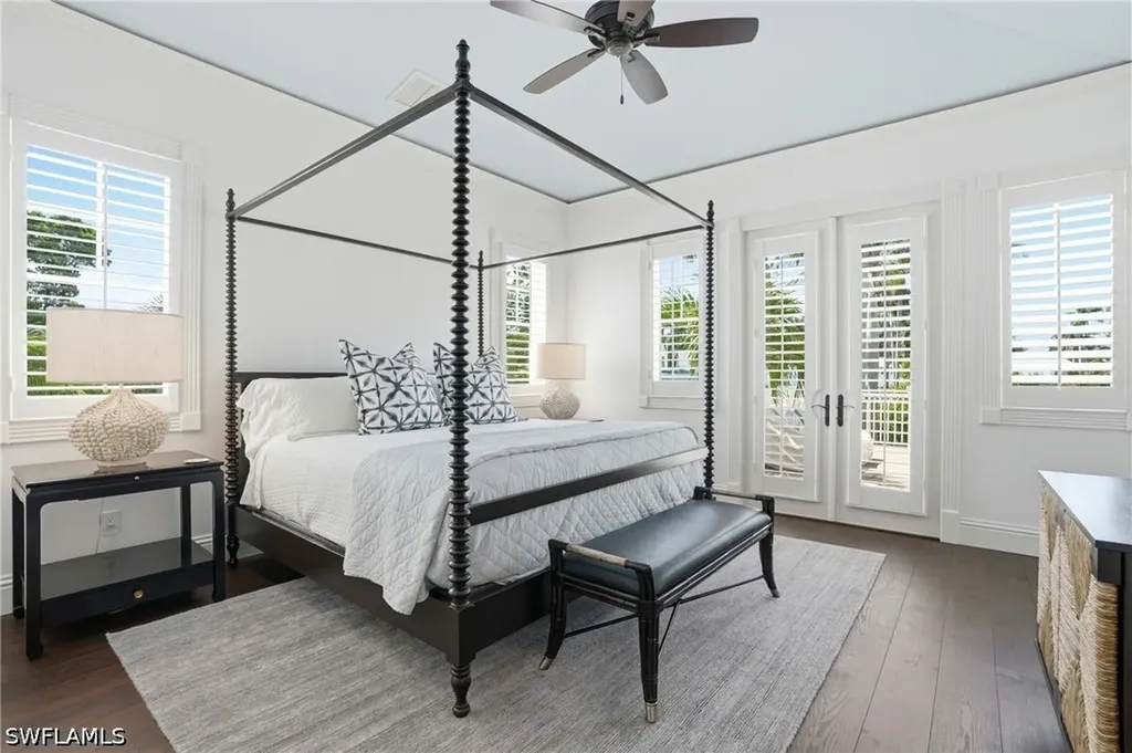 160 16th Avenue S Naples FL 34102