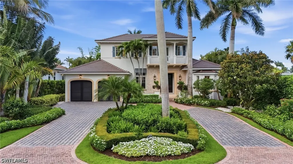 160 16th Avenue S Naples FL 34102