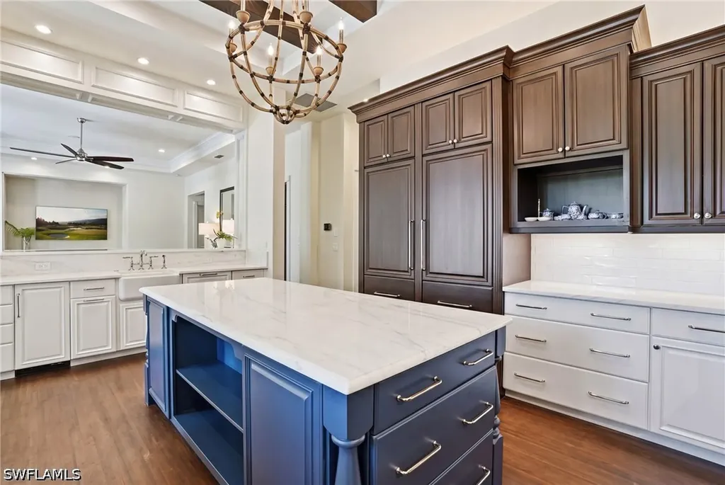 160 16th Avenue S Naples FL 34102