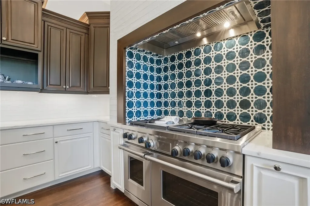 160 16th Avenue S Naples FL 34102