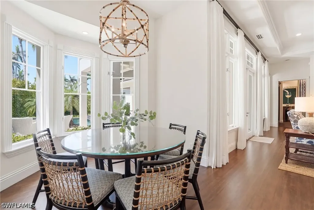 160 16th Avenue S Naples FL 34102