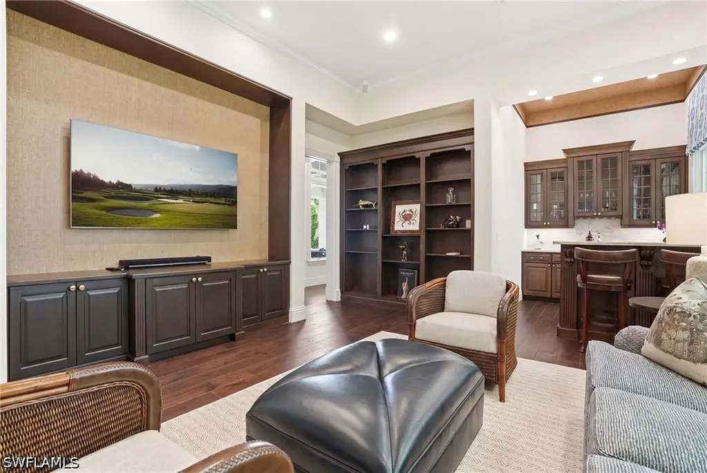 160 16th Avenue S Naples FL 34102
