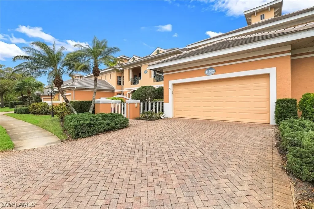 4795 Aston Gardens Way Naples FL 34109