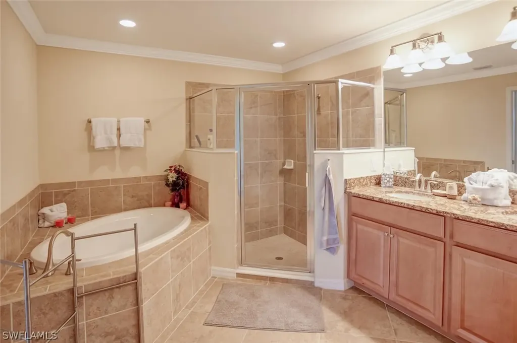 9126 Napoli Court Naples FL 34113