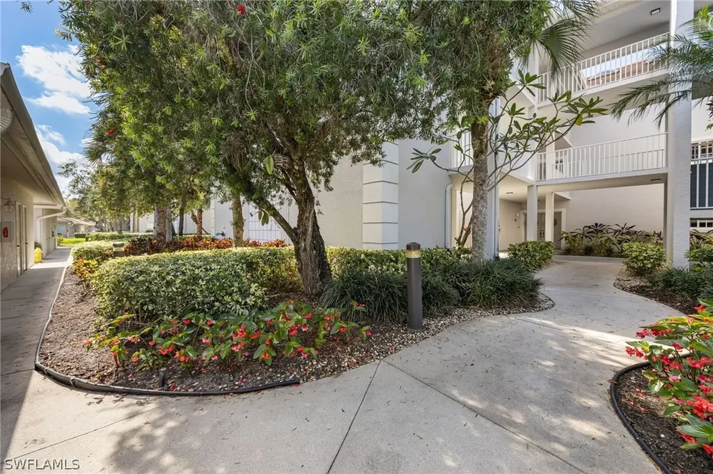 760 Waterford Drive Naples FL 34113