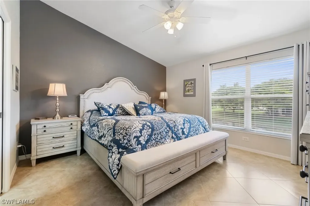 359 Dover Place Naples FL 34104