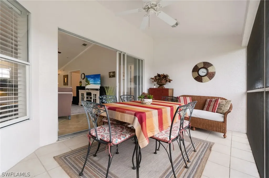 359 Dover Place Naples FL 34104