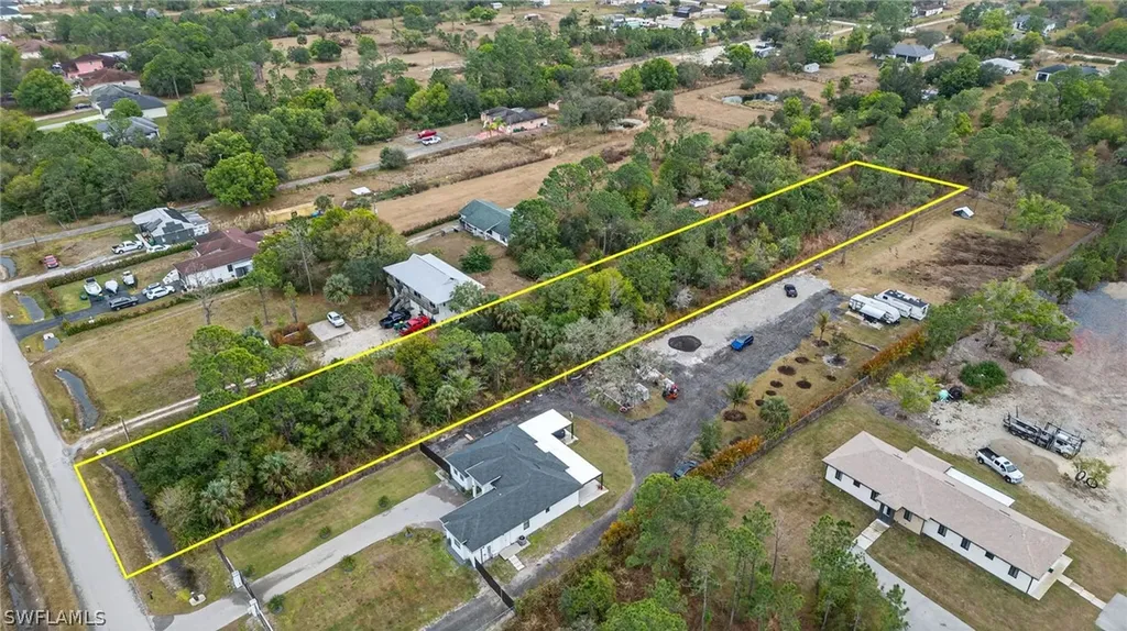 Xxxx 60th Avenue NE Naples FL 34120